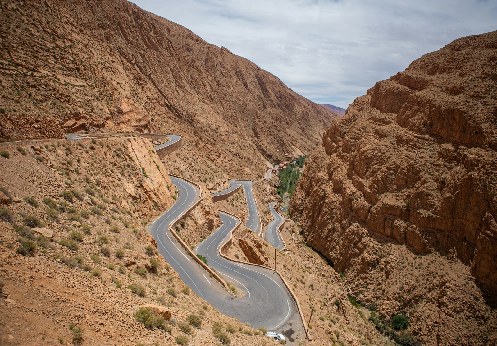 4 days Marrakech to Fes desert tour